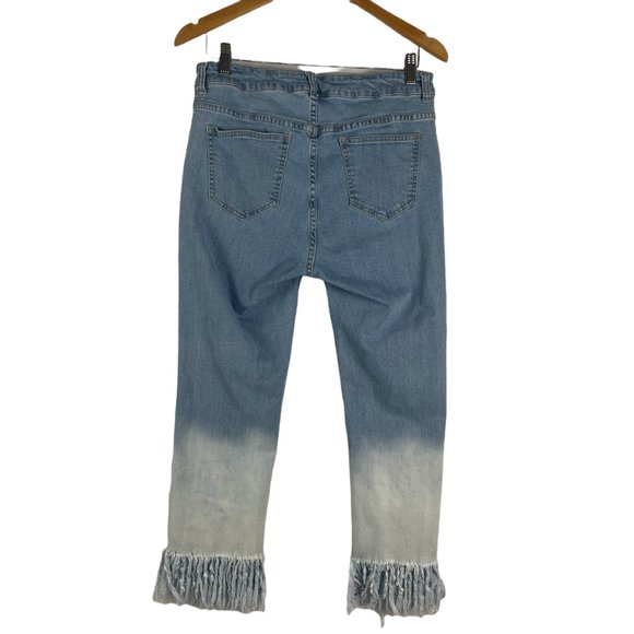 FOREVER 21 LIGHT WASH OMBRE FRAYED HEM CROPPED JEANS SIZE 30 - Picture 8 of 11